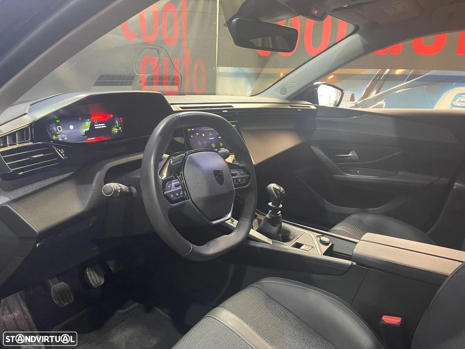 Peugeot 308 1.2 PureTech Allure - 28