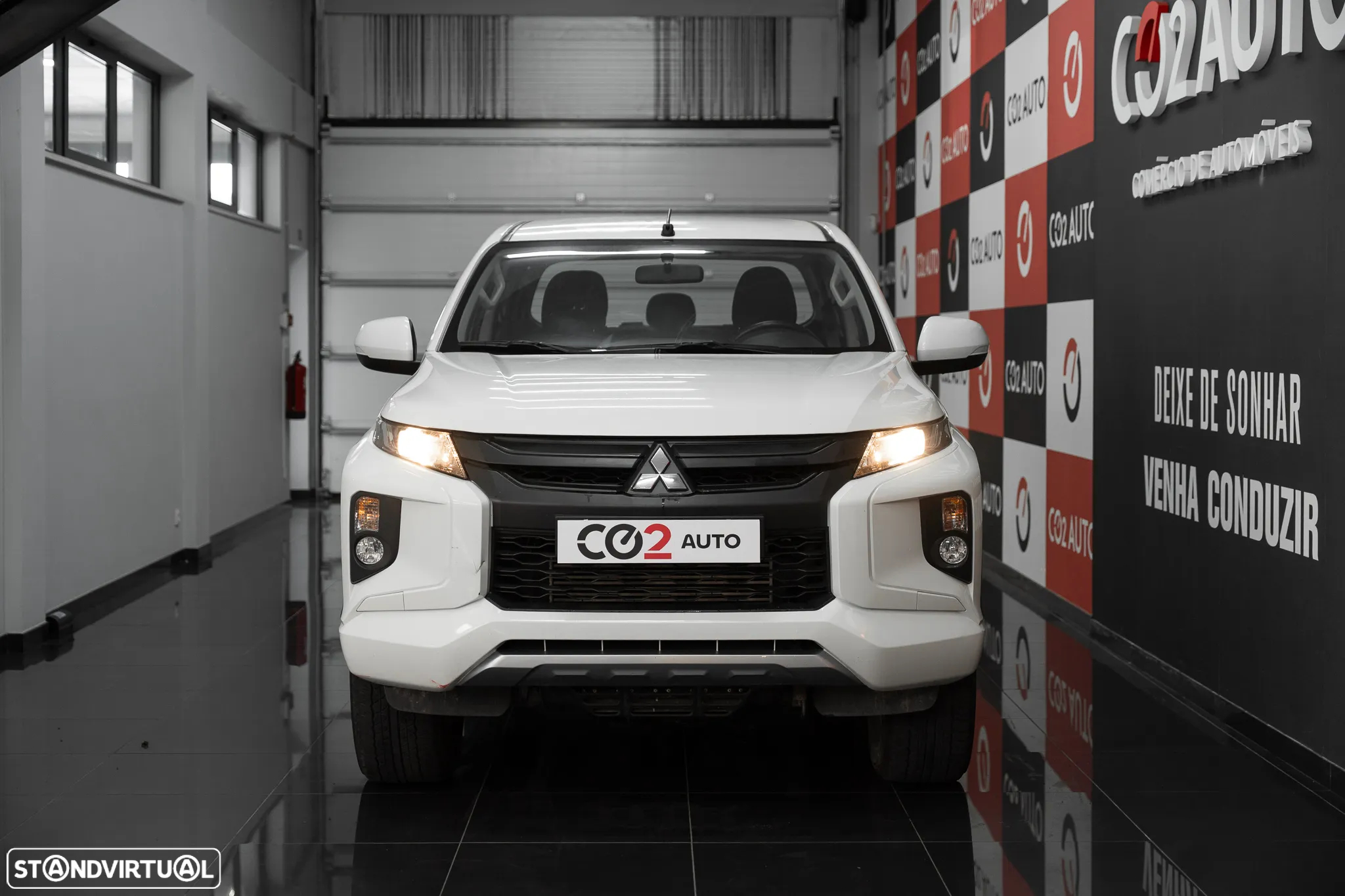 Mitsubishi L200 2.3 DI-D Club Invite 4WD - 2