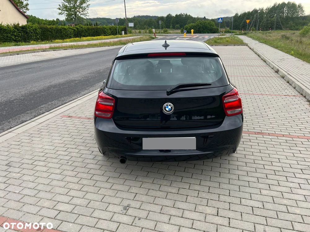 BMW Seria 1 114i Sport Line - 5