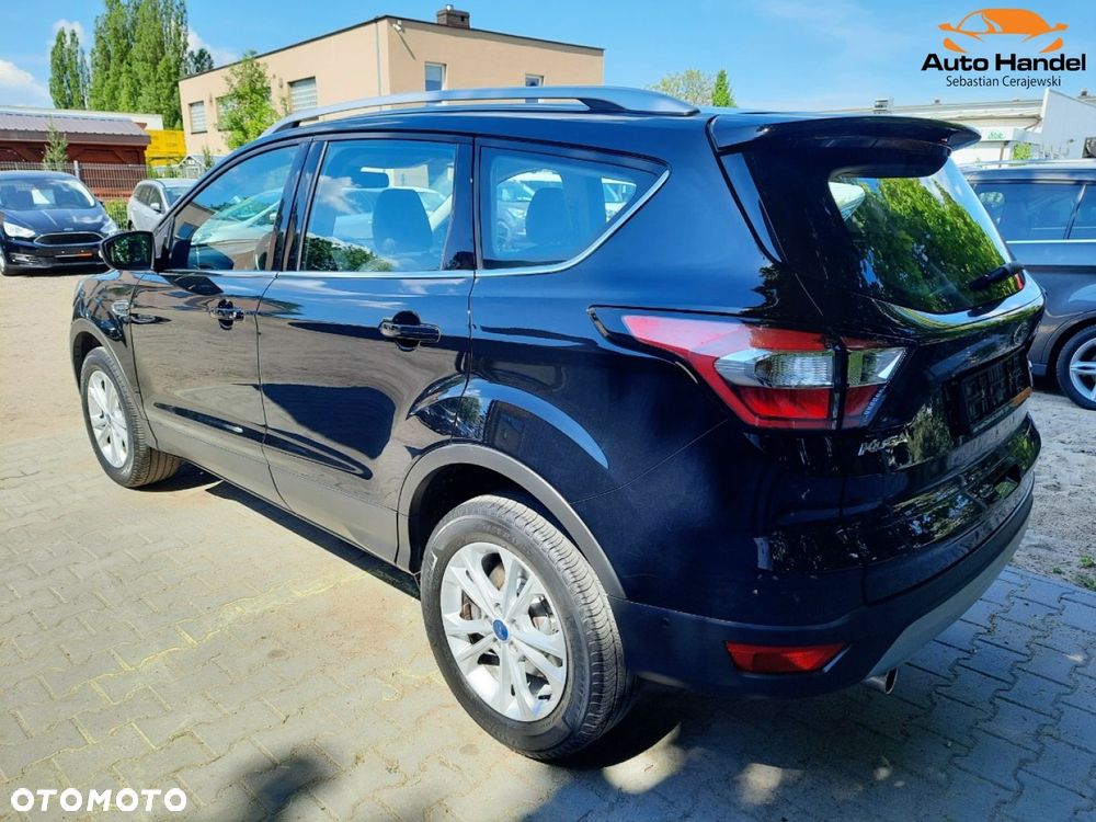 Ford Kuga 1.5 EcoBoost 2x4 Titanium - 13