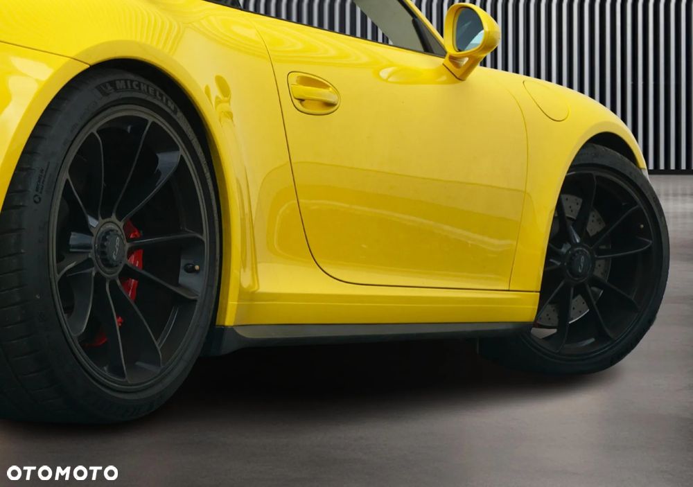 Porsche 911 GT3 - 13