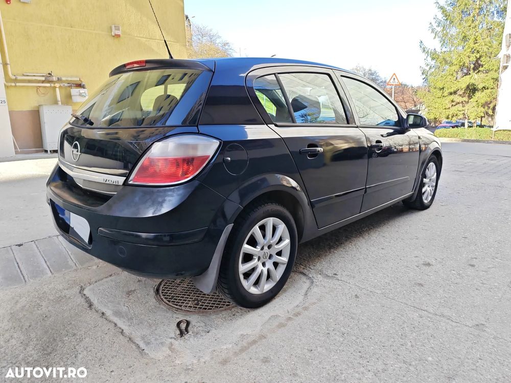 Ford Focus 1.8 TDCI Ghia - 4