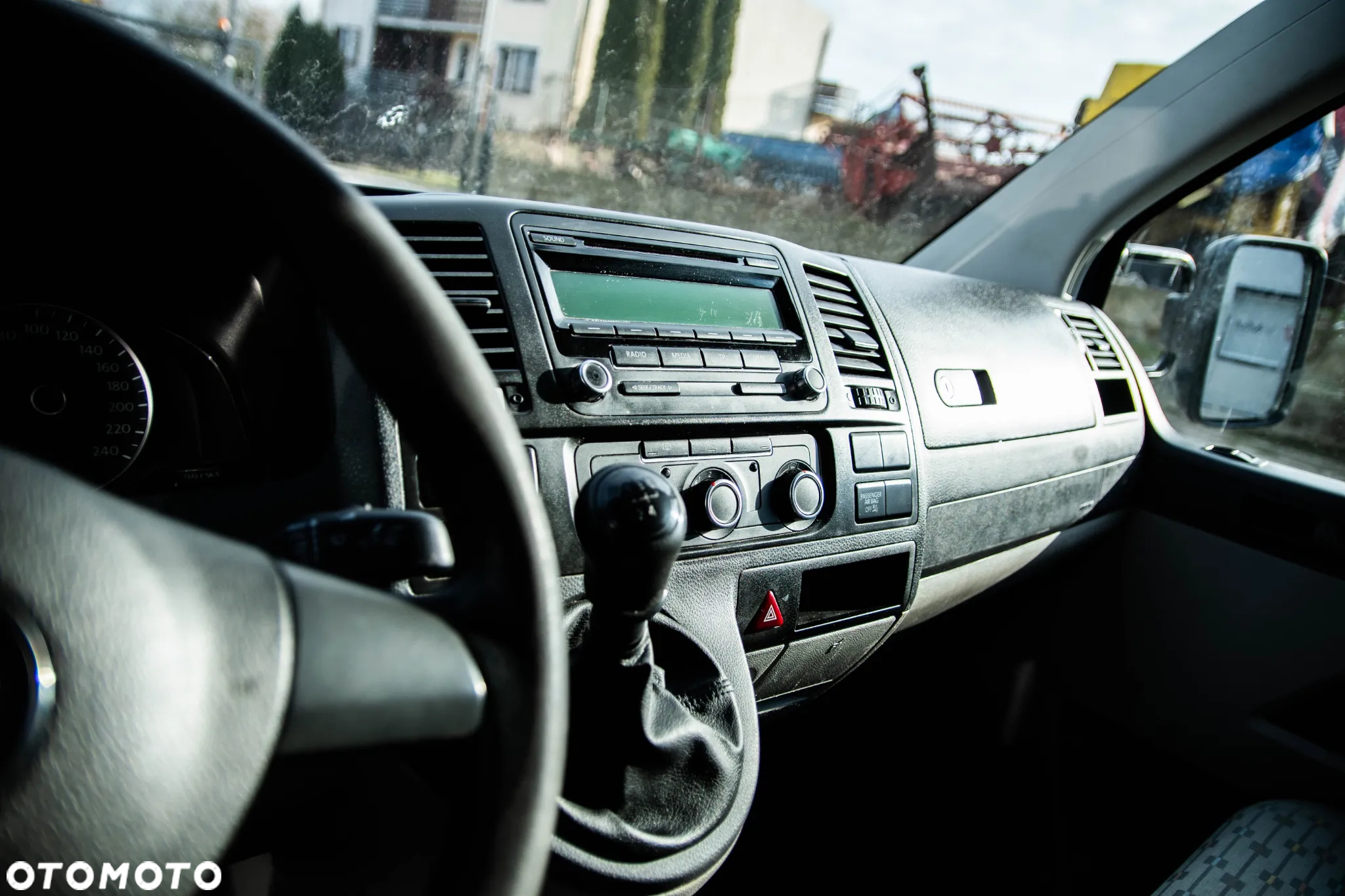 Volkswagen T5 - 14