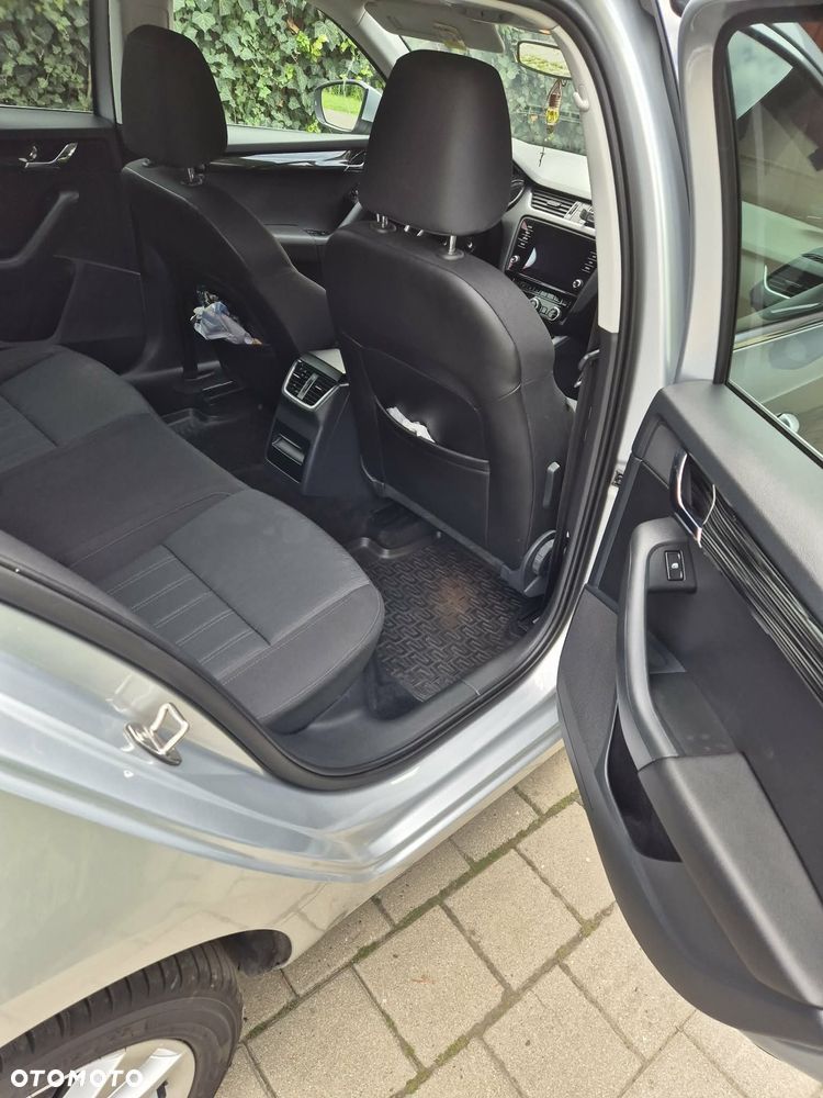 Skoda Octavia 2.0 TDI Style - 8