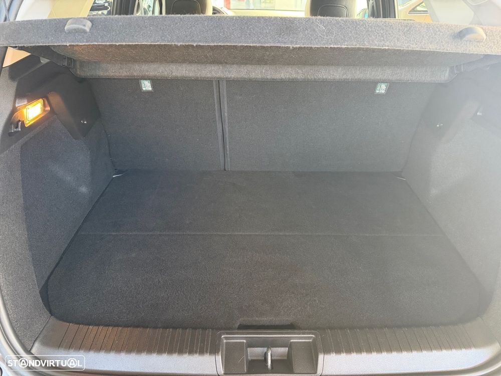 Renault Captur 1.6 E-Tech Plug-In Hybrid Techno - 20