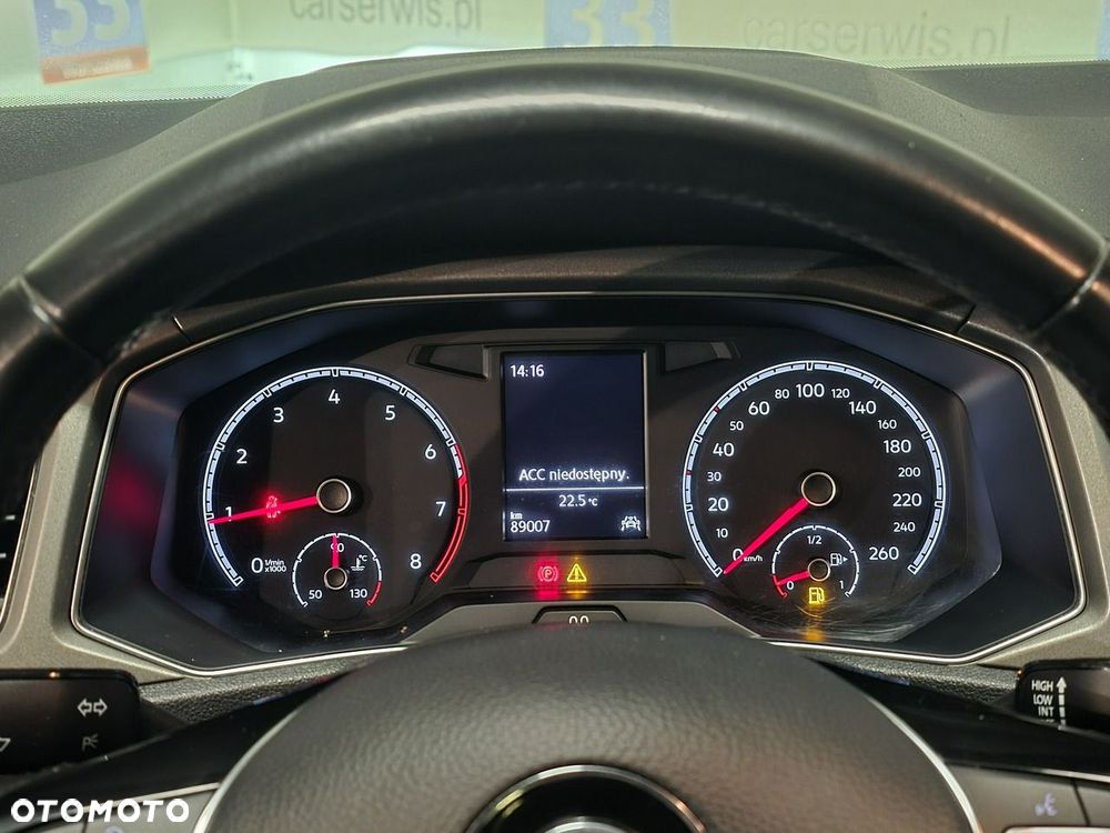 Volkswagen T-Roc 1.5 TSI Style - 23