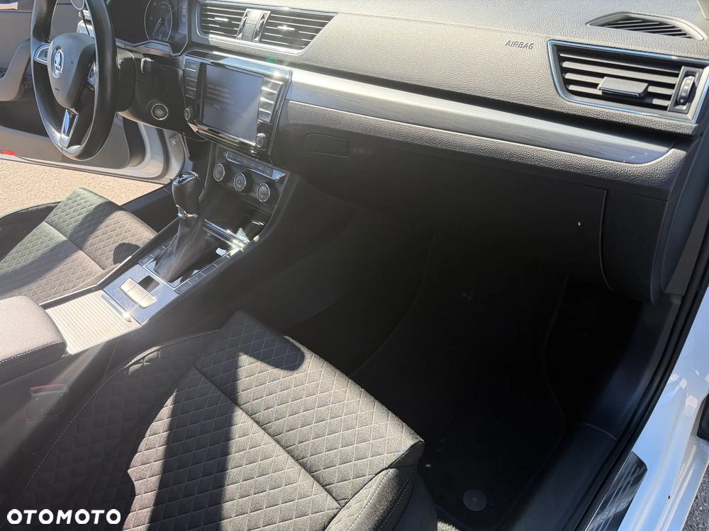 Skoda Superb 2.0 TDI 4x4 Ambition DSG - 17