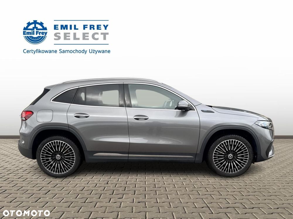 Mercedes-Benz EQA - 7