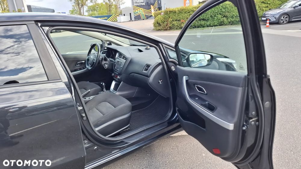 Kia Ceed 1.6 GDI L Business Line DCT - 13