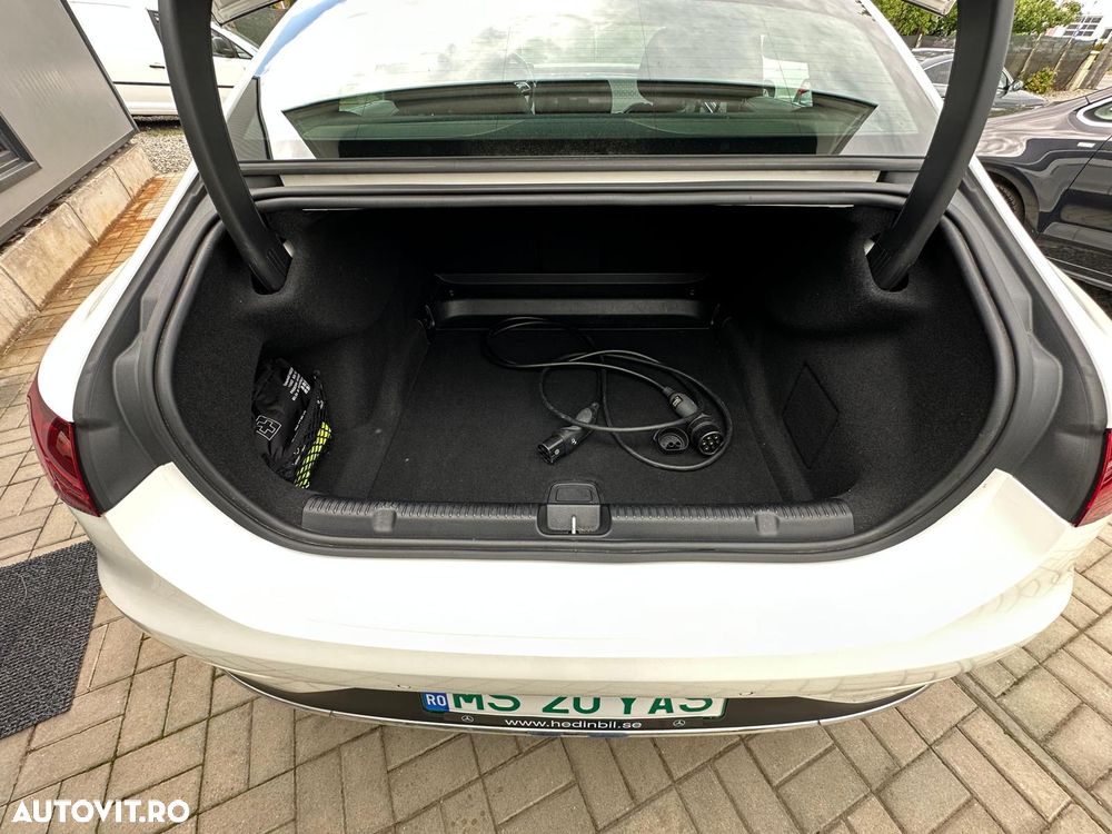 Mercedes-Benz EQE 350+ - 18