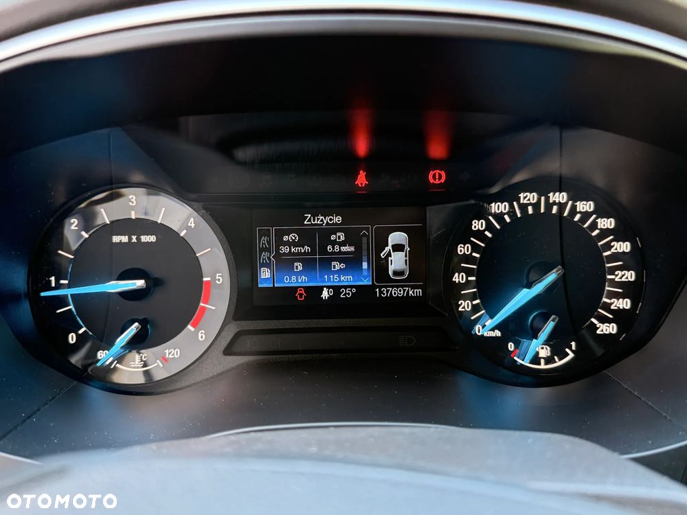 Ford Mondeo - 12