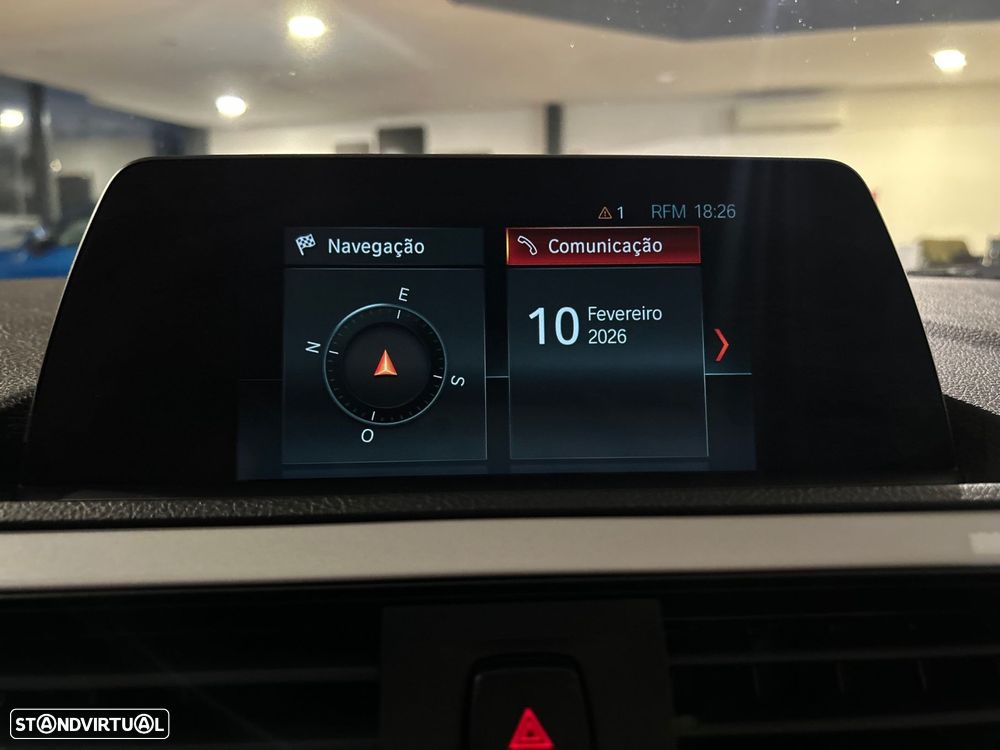 BMW 116 d Line Urban - 16