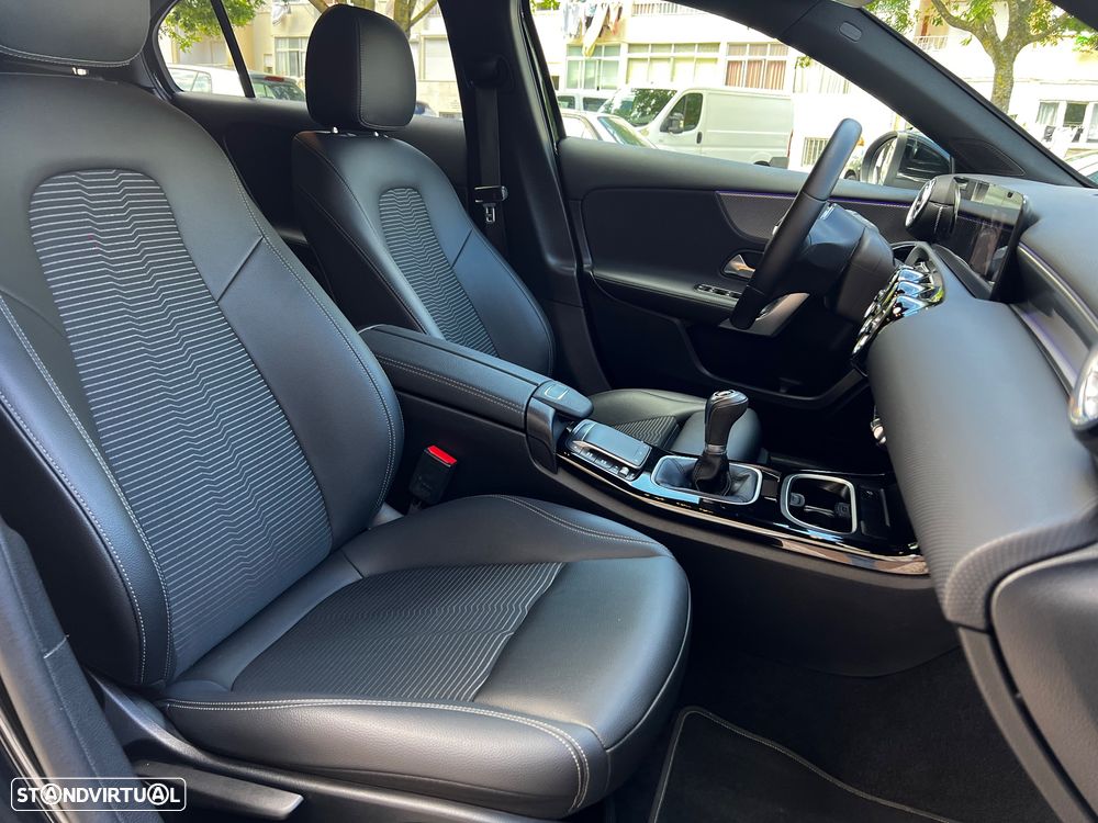 Mercedes-Benz A 180 d Style Plus - 23