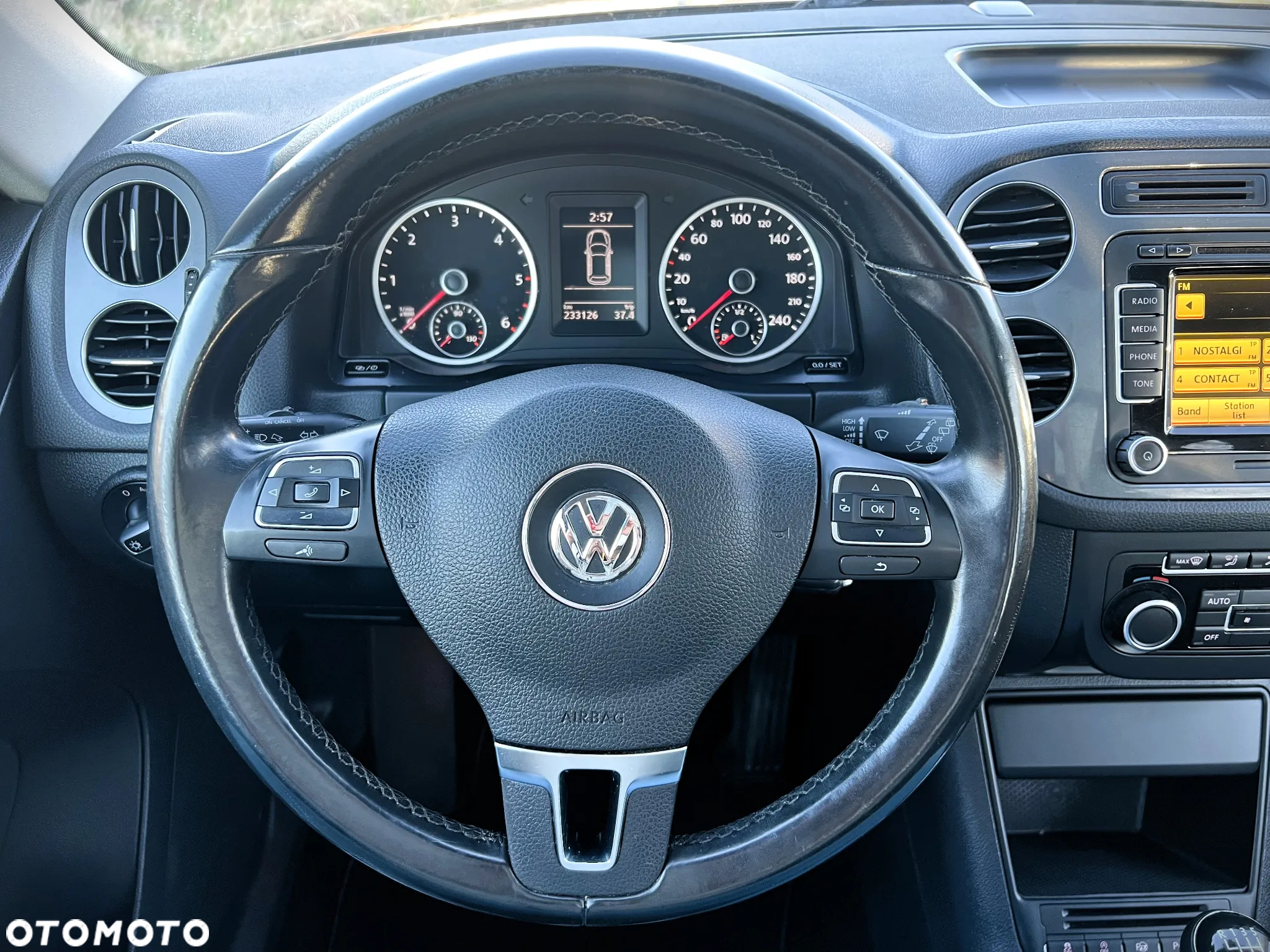 Volkswagen Tiguan - 18