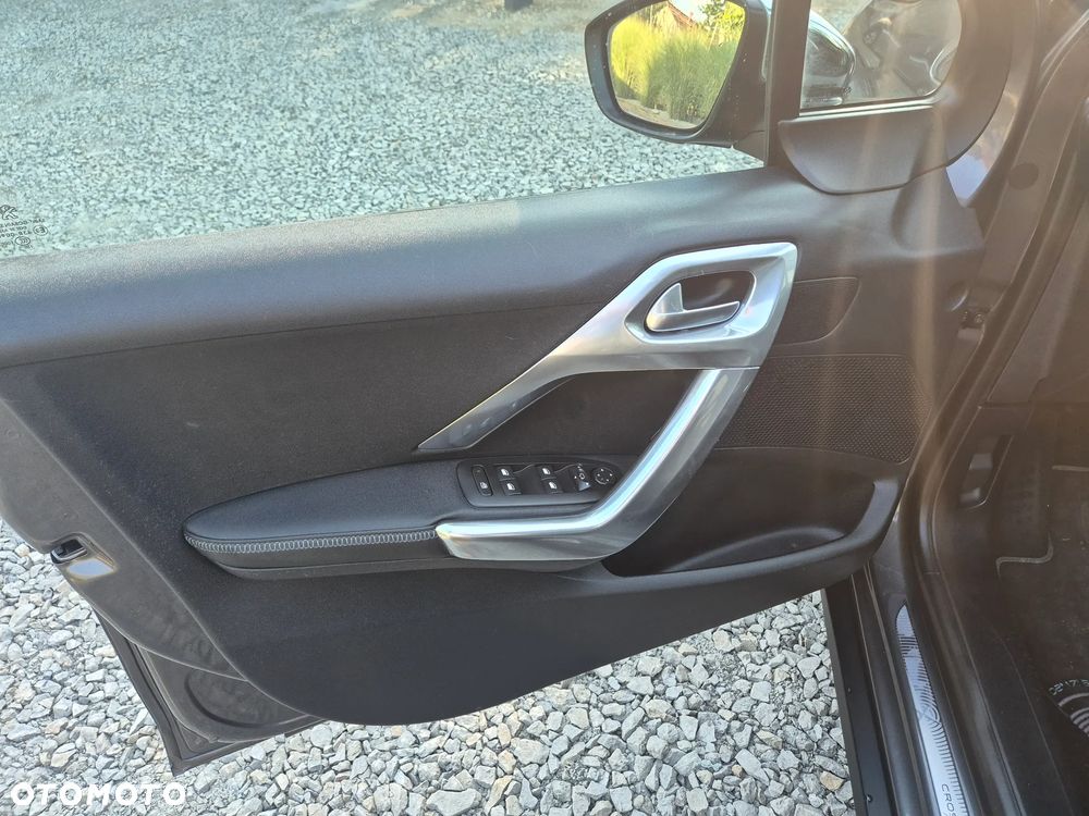 Peugeot 2008 PureTech 110 Stop&Start Crossway - 25