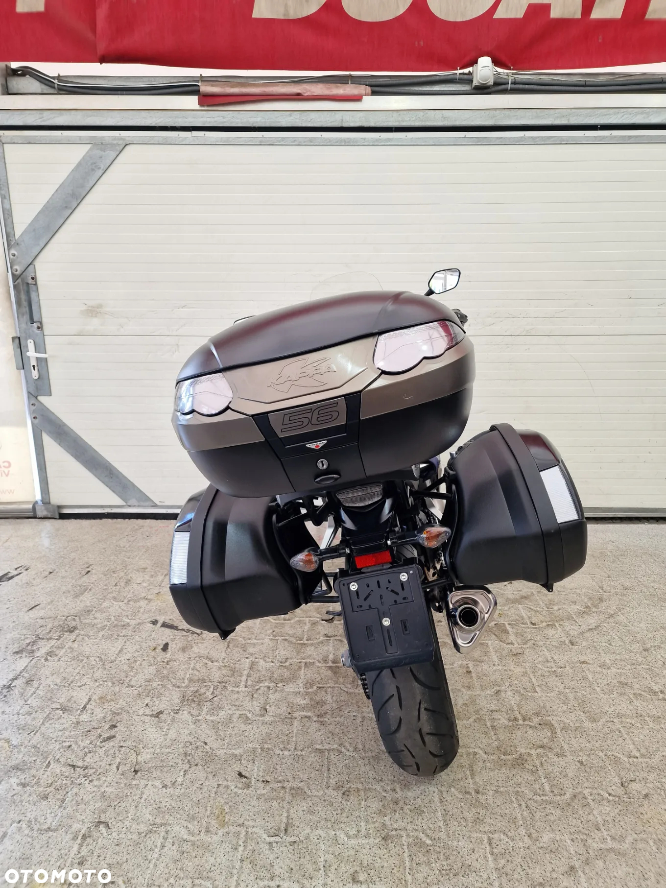 Honda VFR - 24