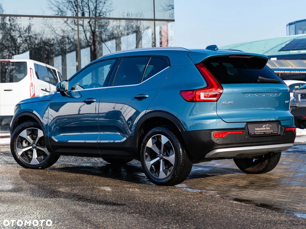 Volvo XC 40 B4 B AWD Geartronic RDesign - 10