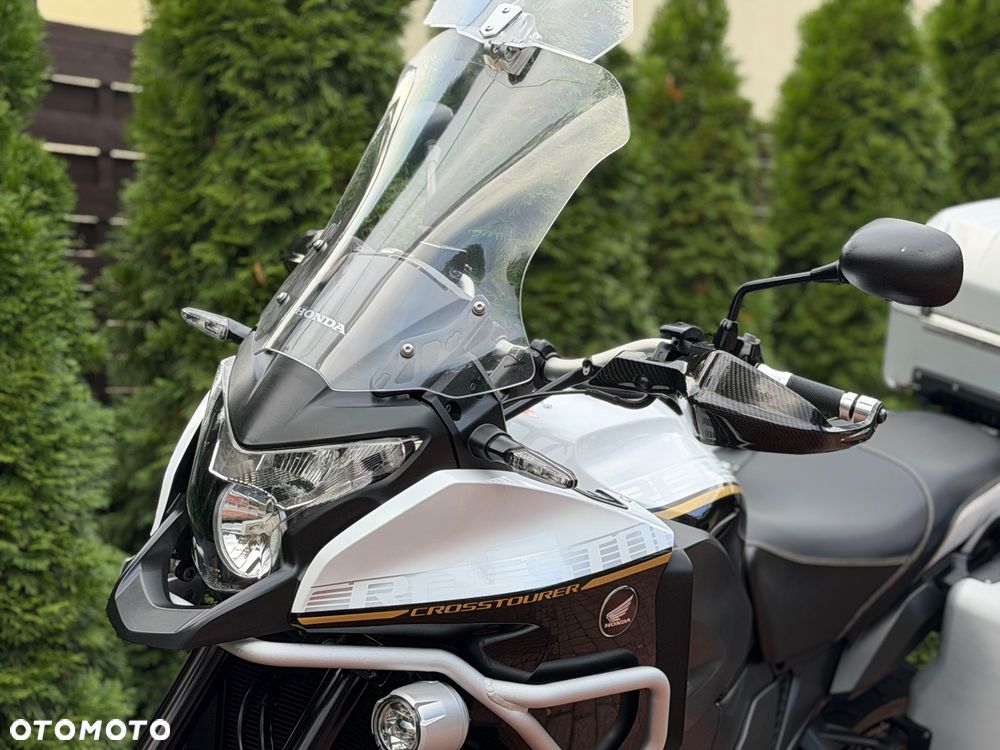 Honda VFR - 17
