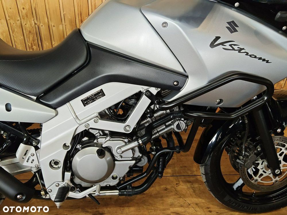 Suzuki DL - 3