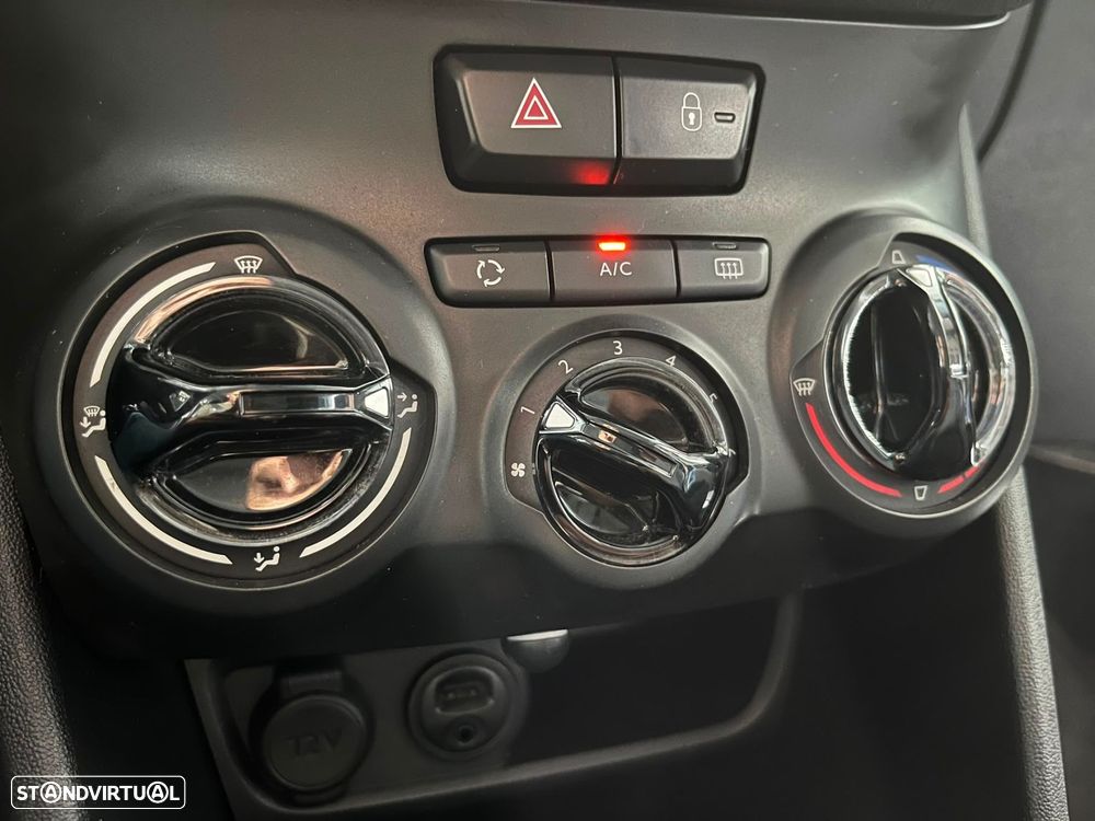 Peugeot 208 1.6 BlueHDi - 19