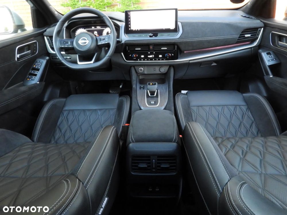 Nissan Qashqai 1.3 DIG-T MHEV Xtronic Tekna+ - 29
