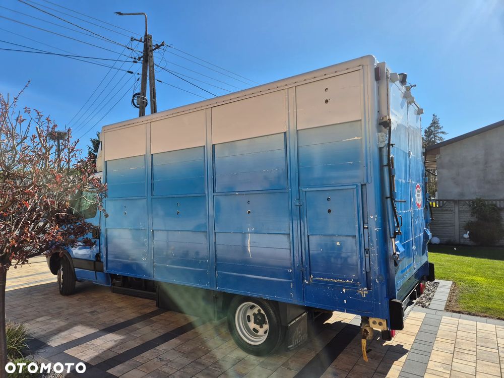 Iveco DAILY 40C18 180KM DO PRZEWOZU ZWIERZAT BYDŁA KONIOWÓZ - 8