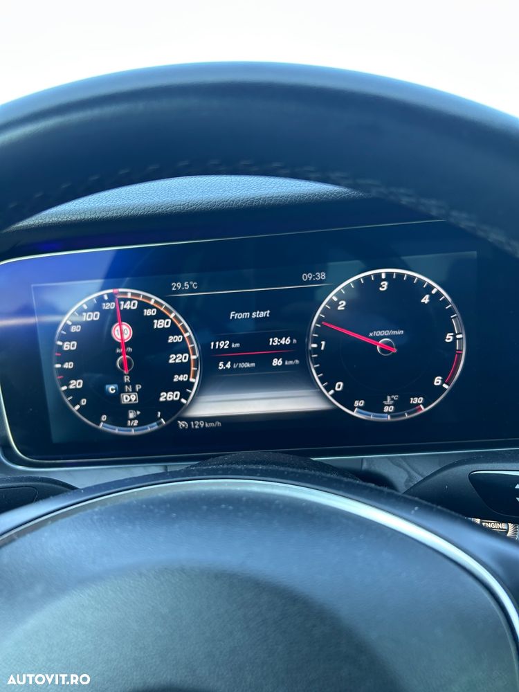 Mercedes-Benz E 220 d Aut. - 4