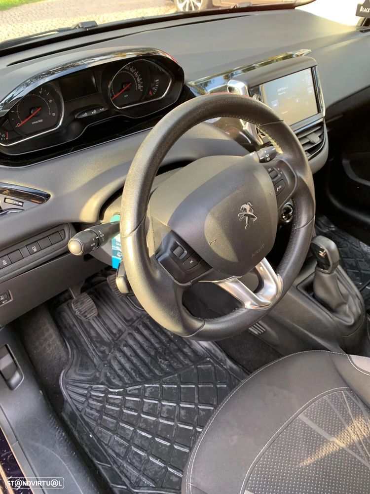 Peugeot 208 1.4 HDi Active - 16
