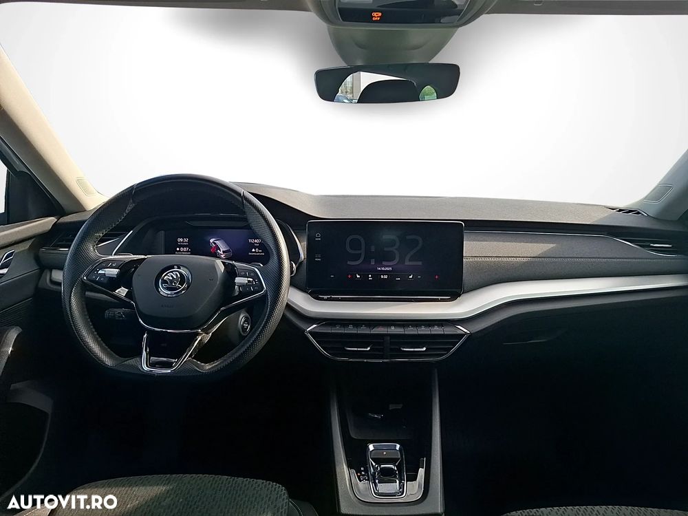 Skoda Octavia Combi 2.0 TDI DSG Style - 10