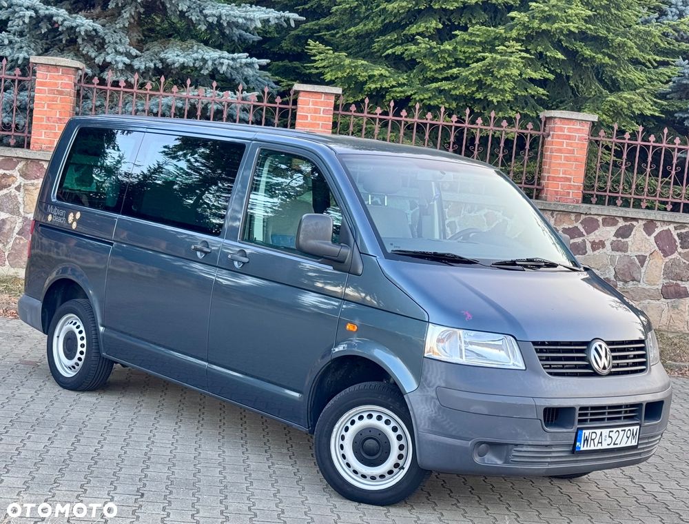 Volkswagen Multivan - 5