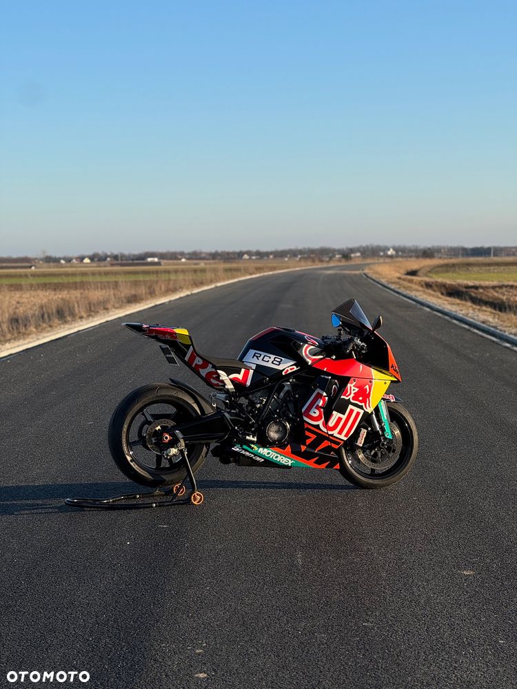 KTM RC 8 - 6