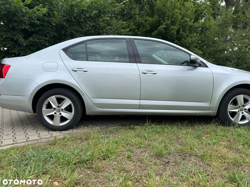 Skoda Octavia 1.4 TSI Ambition - 9