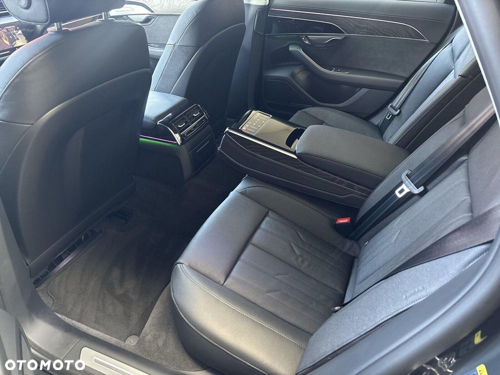 Audi A8 - 29