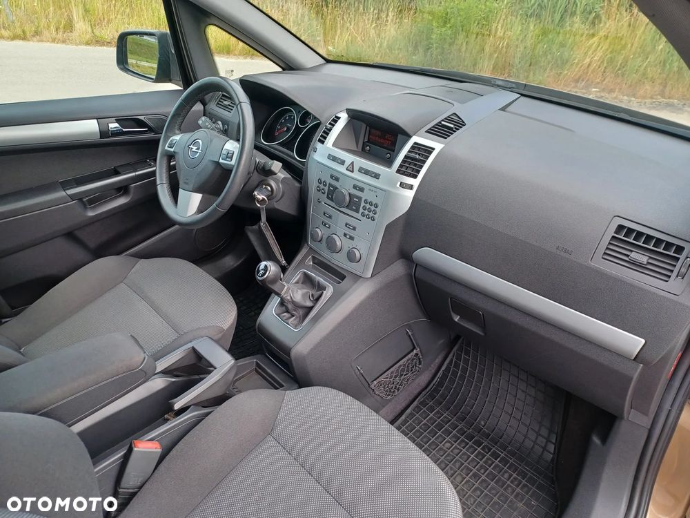 Opel Zafira 1.6 ecoFLEX Family - 28