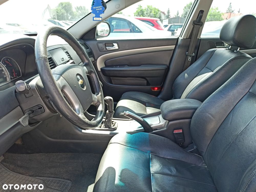 Chevrolet Epica 2.0 LS - 8