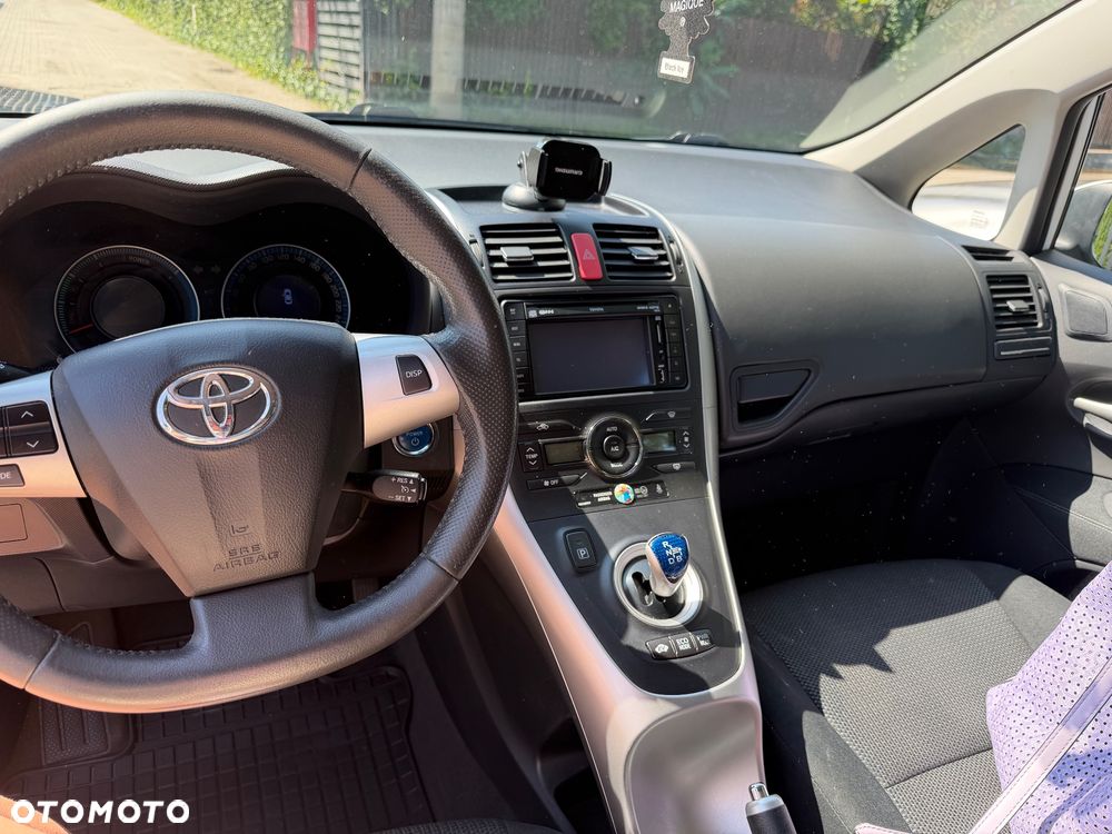 Toyota Auris 1.8 HSD Luna - 8