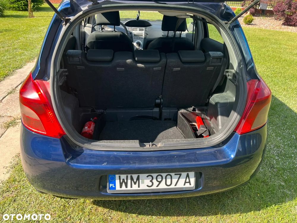 Toyota Yaris - 11