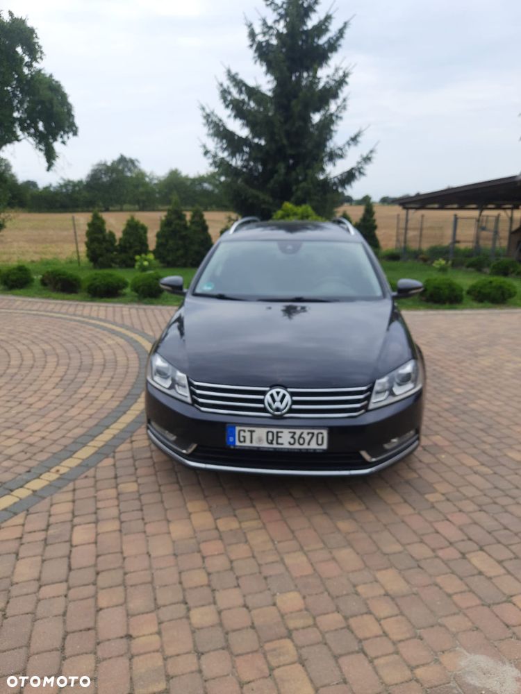 Volkswagen Passat - 2