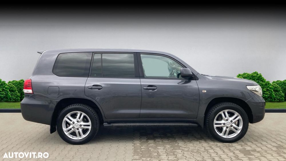 Toyota Land Cruiser D-4D Automatik 60th Anniversary - 6