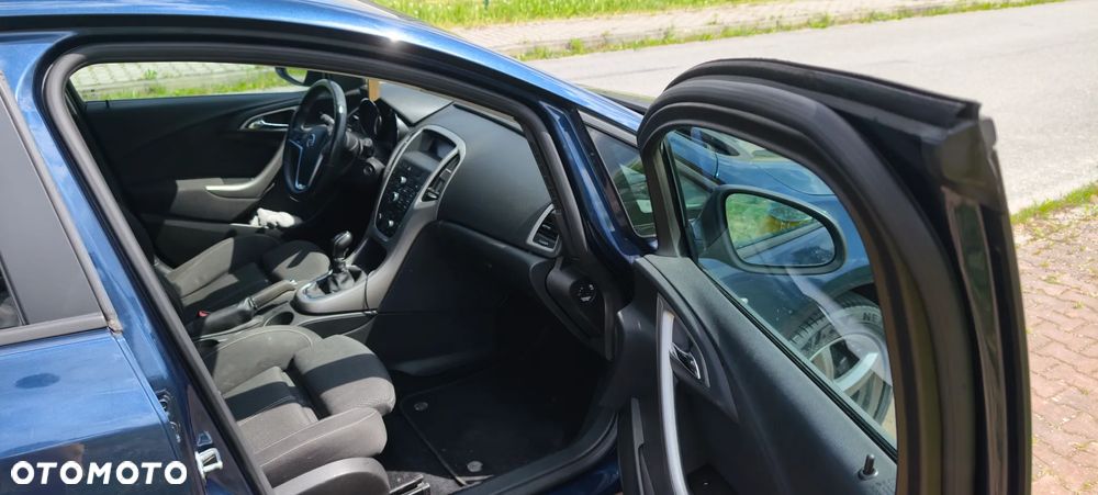 Opel Astra - 10
