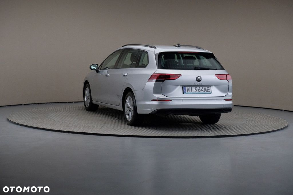 Volkswagen Golf - 2