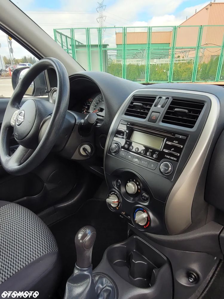Nissan Micra 1.2 Bild der Frau - 26