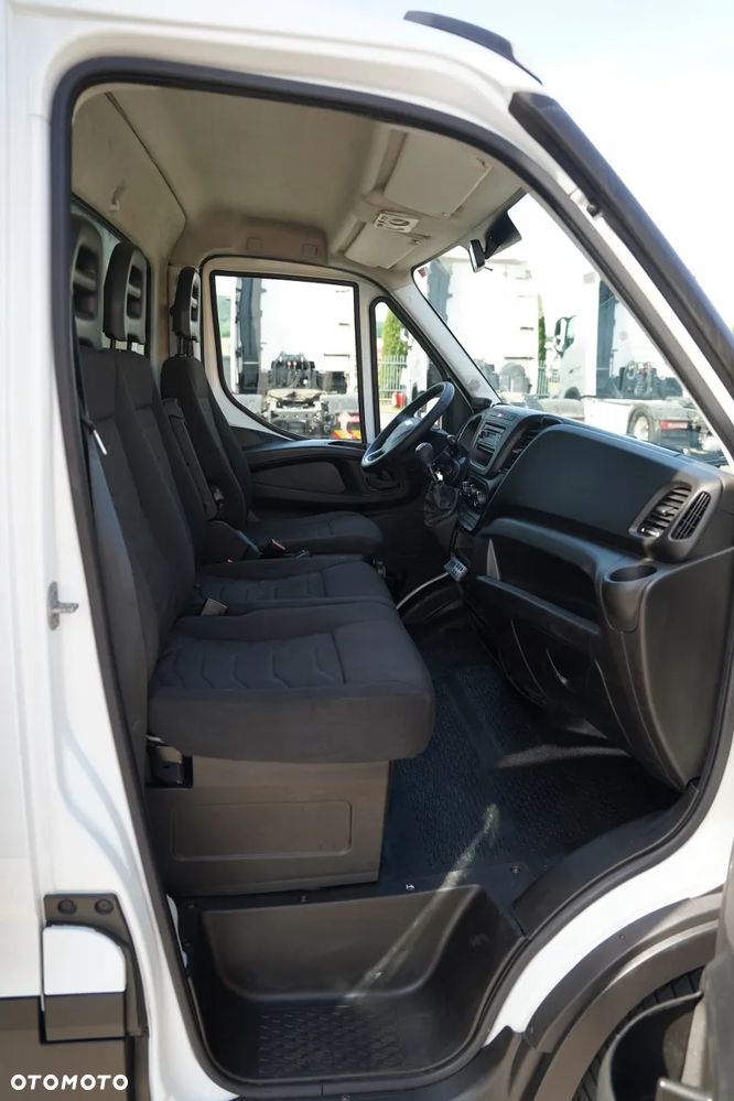 Iveco DAILY 35-130 / CHŁODNIA / MUTITEMPERATURA / 2 X  AGREGAT THERMO KING / SPROWADZONY - 34
