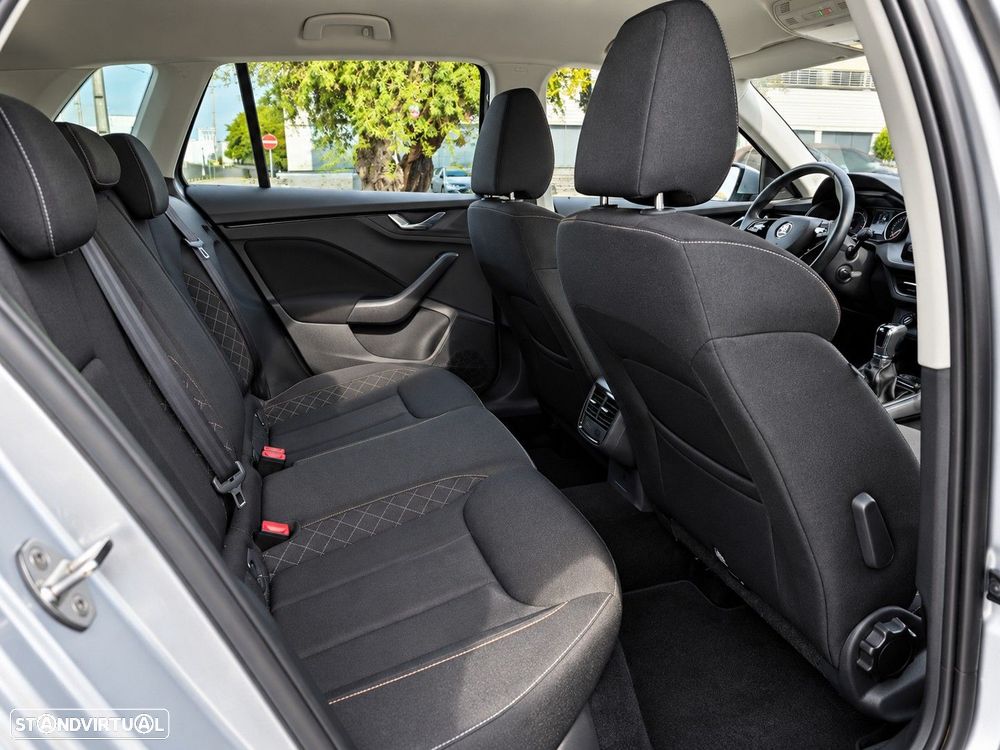 Skoda Kamiq 1.0 TSI DSG - 14