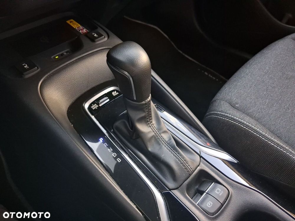 Toyota Corolla 1.8 Hybrid Comfort - 25