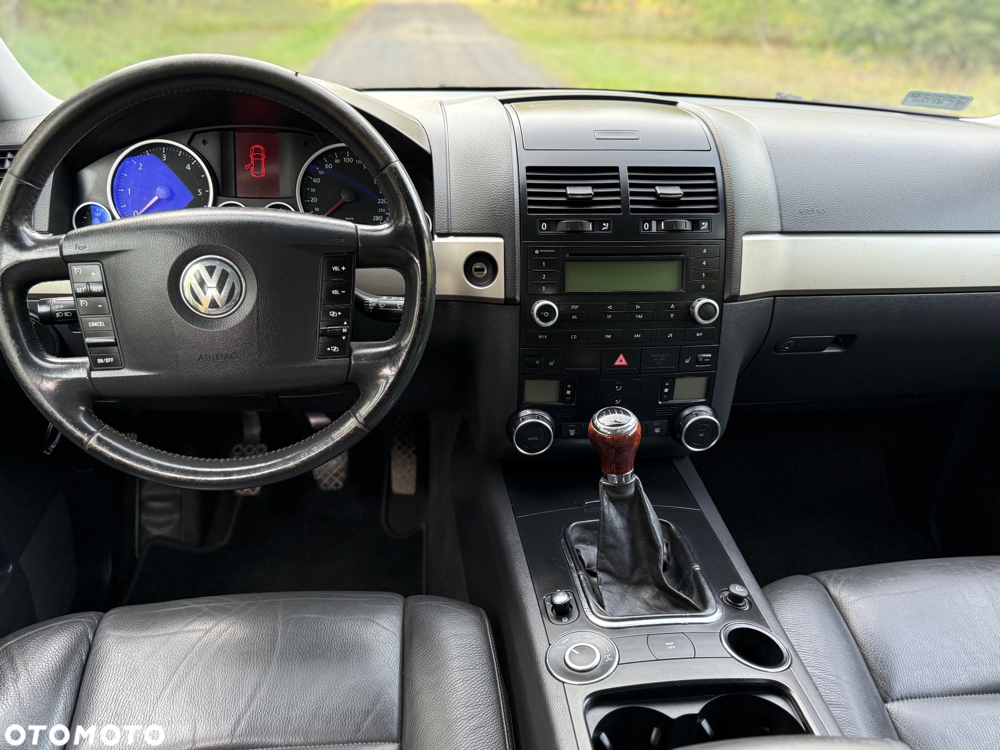 Volkswagen Touareg - 5