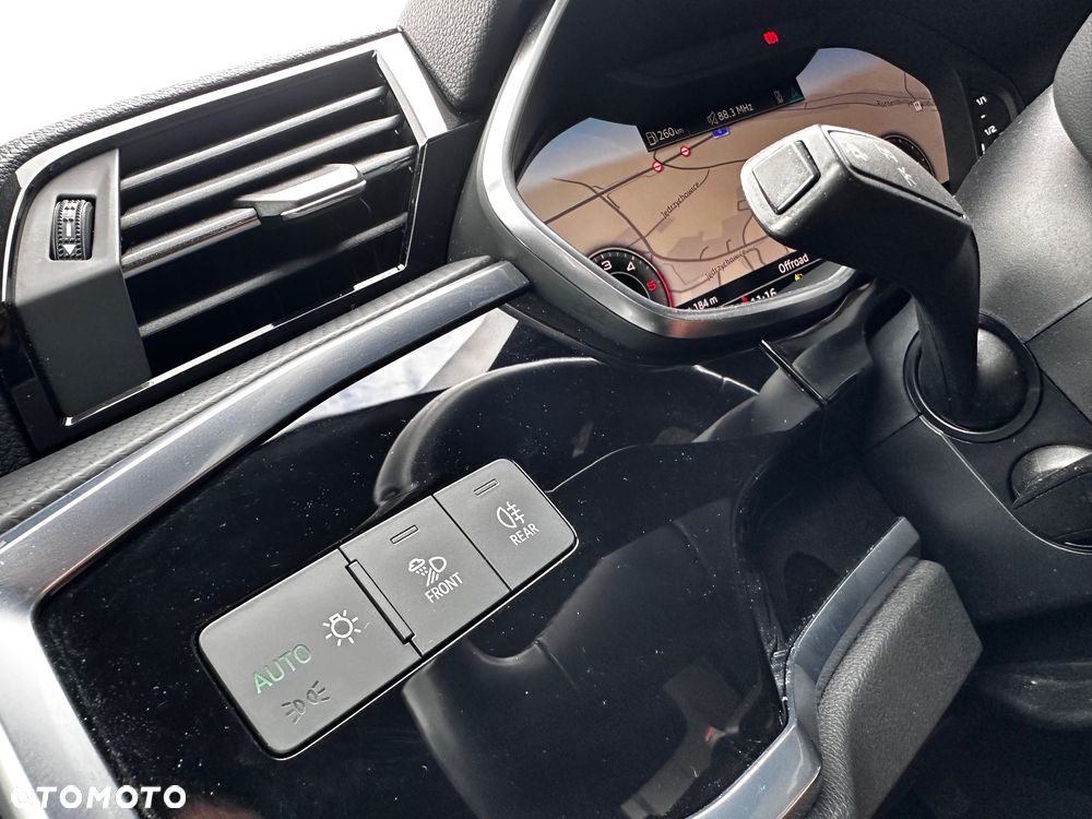 Audi Q3 Sportback 35 TDI S line - 32