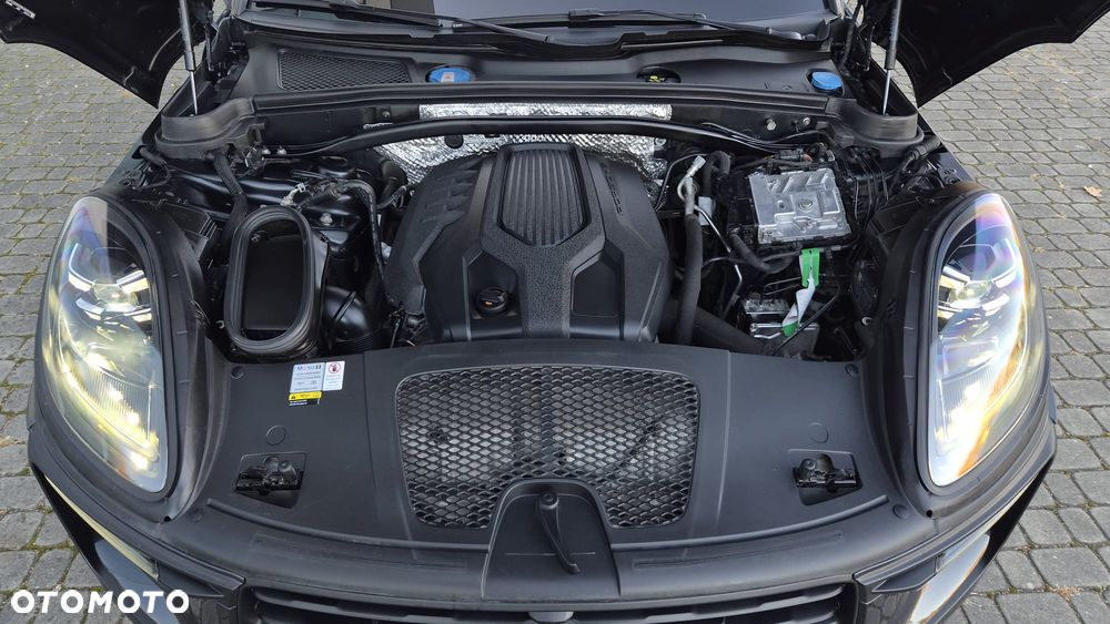 Porsche Macan - 23