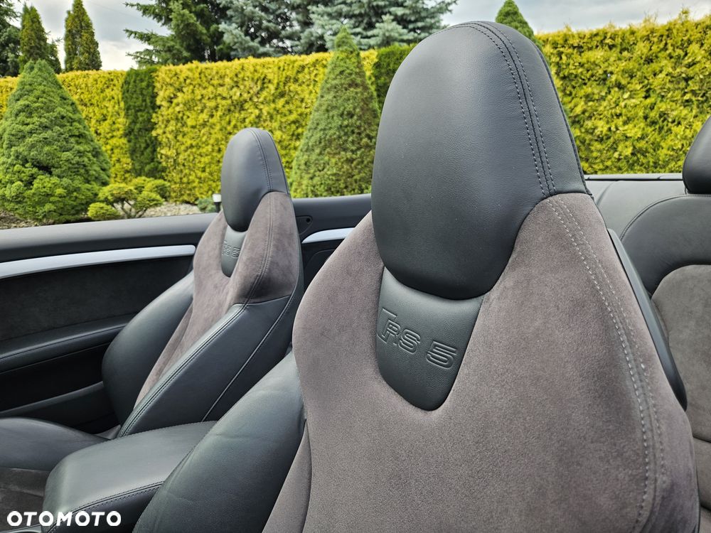 Audi RS5 Cabrio S tronic - 21