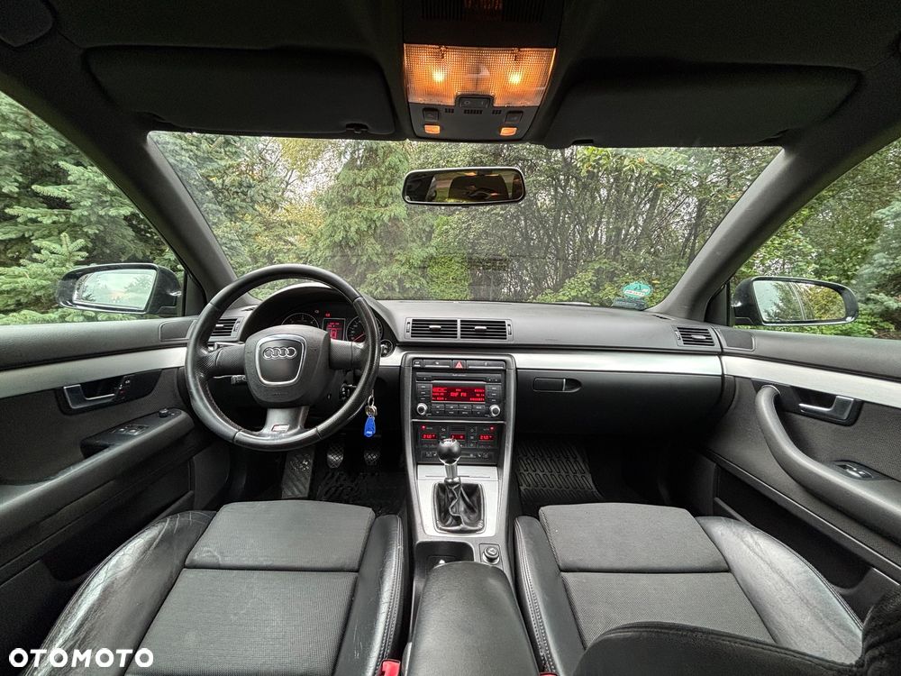 Audi A4 Avant 2.0 TDI - 13